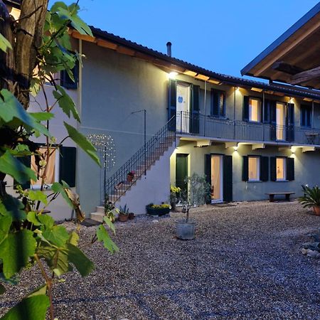 Casa Il Grappolo Ξενοδοχείο Momo Εξωτερικό φωτογραφία